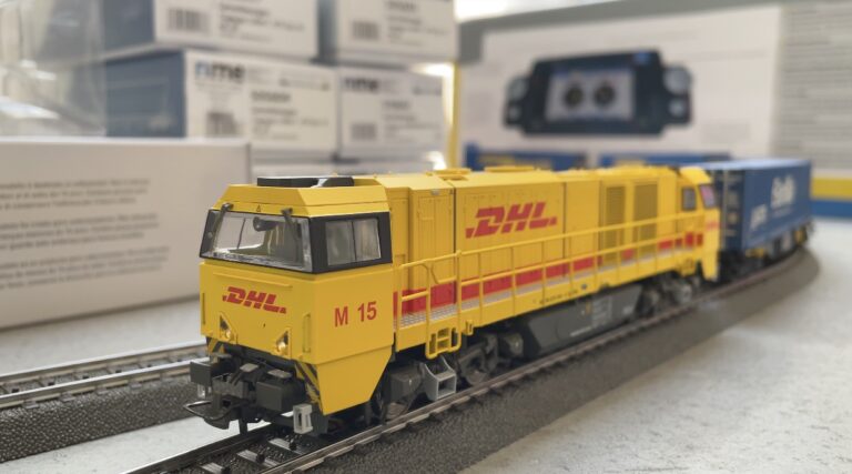 Containers & remorques tractés par une G2000 DHL